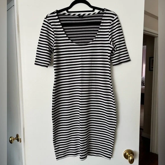 Ann Taylor Scoop Neck Knit Sheath Dress - Picture 1 of 9